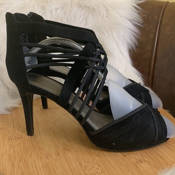 Laura Scott | Black Zipper Strappy Slip On Peep Toe Heels 10M NWOT - Picture 15 of 16